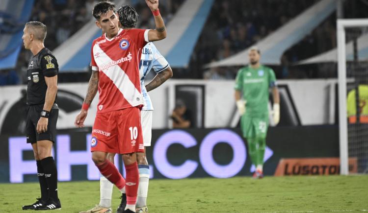 Imagen de Se confirmaron los árbitros de la séptima fecha del Torneo Apertura 2025