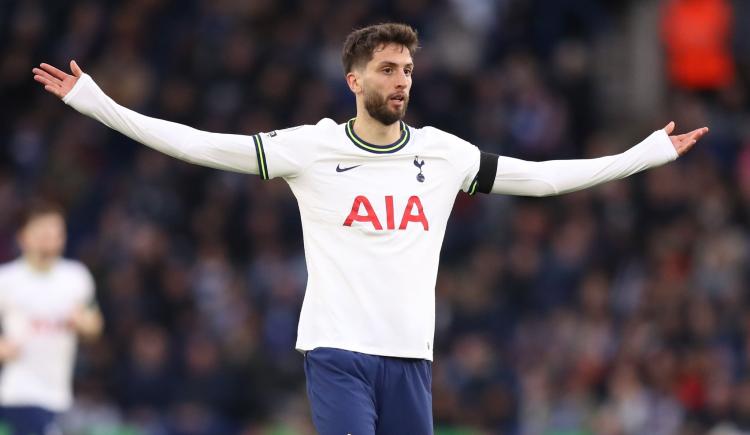 Imagen de La fuerte sanción a Rodrigo Bentancur en Inglaterra: cuántos partidos le dieron y por qué fue castigado