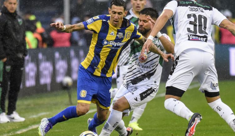 Imagen de El Rosario Central de Di María no pasó del empate frente a San Martín de San Juan