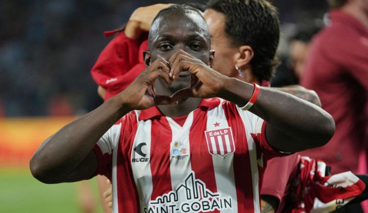 Imagen de Edwuin Cetré volvió a entrenarse en Estudiantes: qué piensa Verón