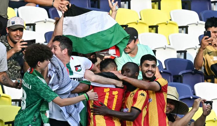 Imagen de Esperance de Túnez eliminó a Los Ángeles FC y clasificó a Flamengo