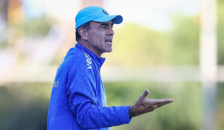 Imagen de Qué dijo Gustavo Quinteros sobre el pase de Marchesín de Gremio a Boca