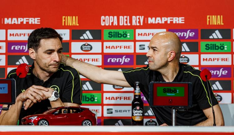 Imagen de El árbitro de la final de la Copa del Rey se puso a llorar en plena conferencia: los motivos