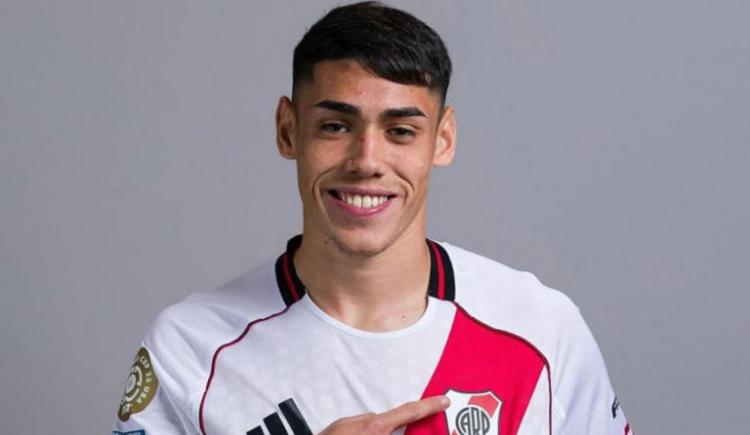 Imagen de Un tal Lencina: quién es el pibe de River que tiene algo en común con Echeverri