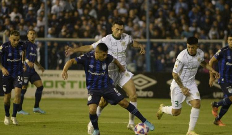 Imagen de Acosta lamentó el empate: "Nos vamos con mucha bronca"