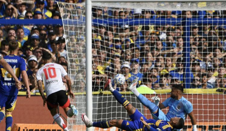 Imagen de Boca, en un laberinto de espinas