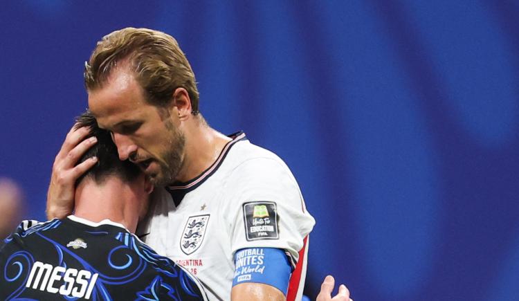 Imagen de Harry Kane y su abrazo con Messi en el Mundial: "Intenté mostrar respeto"