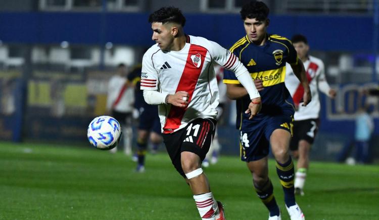 Imagen de Boca-River: superclásico para decidir un finalista en Reserva
