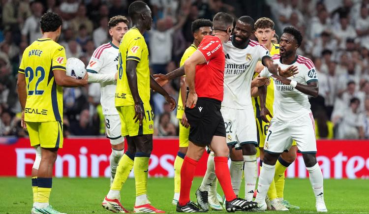 Imagen de Sanción ejemplar para Vinícius tras tirarle el pelo a un rival