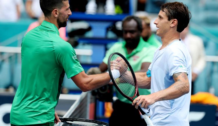 Imagen de Camilo Ugo Carabelli no pudo lograr la épica y cayó ante Djokovic