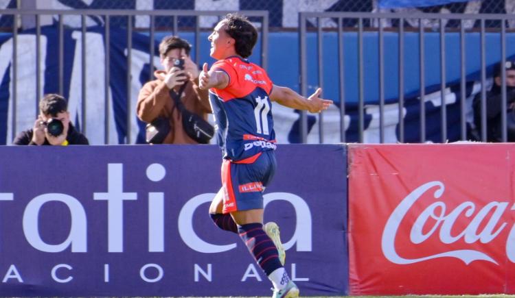 Imagen de Increíble: el jugador de un equipo de tercera que liquida a los de primera
