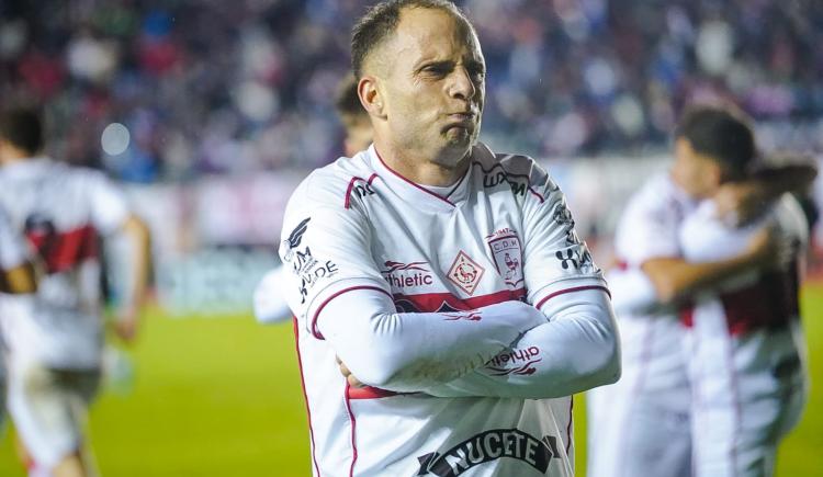 Imagen de Morón le ganó el clásico a Almirante Brown y sueña en grande
