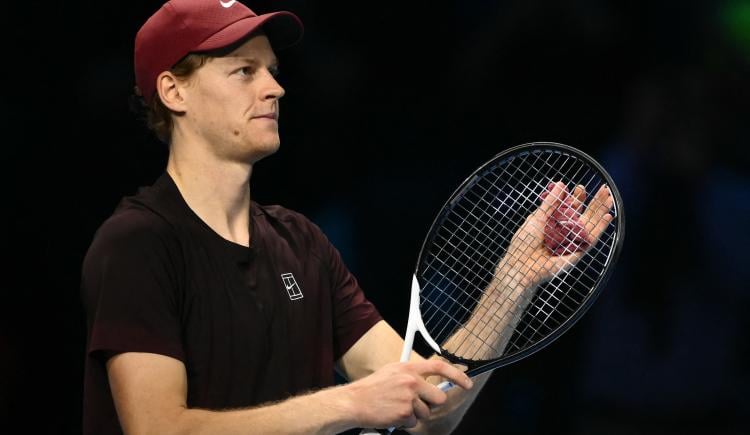 Imagen de Jannik Sinner barrió a Zverev y es el primer semifinalista del Torneo de Maestros