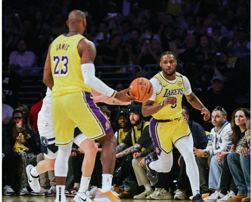 Imagen de LeBron y Bronny James se convirtieron en el primer caso de padre e hijo en jugar juntos en la NBA