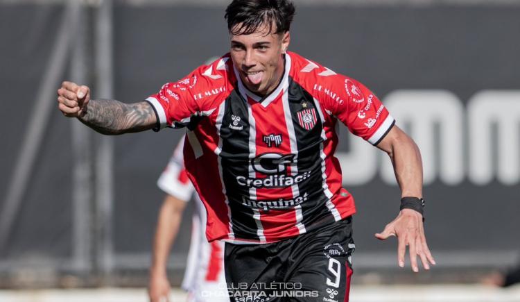 Imagen de Chacarita ganó en casa y alimentó el sueño del regreso a Primera