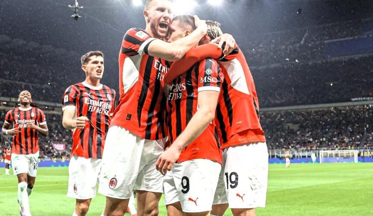 Imagen de No pudo con Toro: Milan eliminó al Inter de Lautaro Martínez, que se despidió del triplete