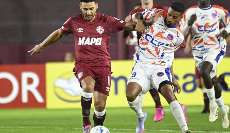 Imagen de Lanús terminó primero en su grupo de la Sudamericana pero apenas empató con el último