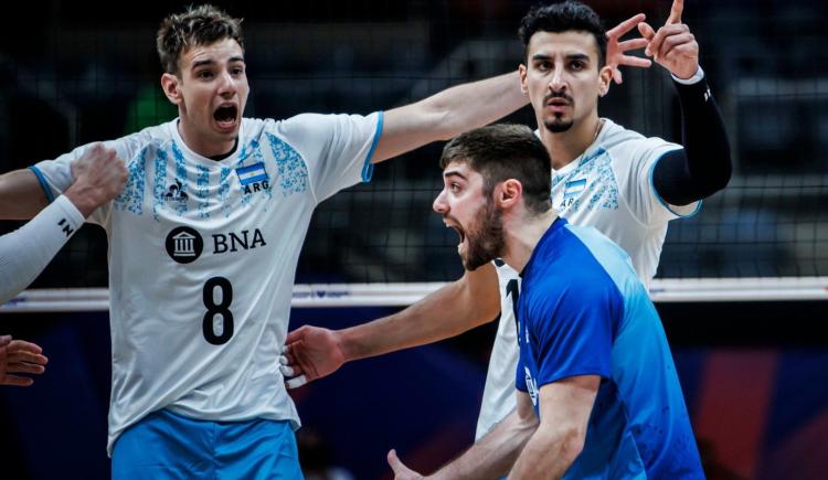 Imagen de La Selección Argentina de vóley logró un triunfo clave en su camino hacia los Juegos Olímpicos
