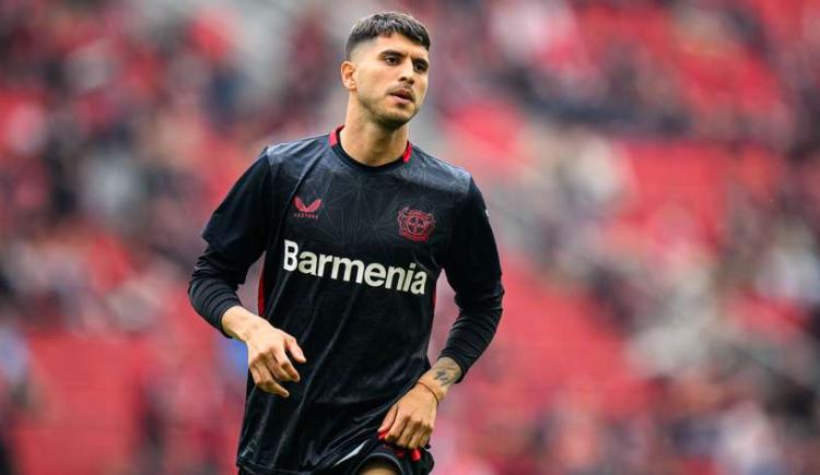 Imagen de Sonríe Scaloni: Exequiel Palacios volvió a jugar de manera oficial