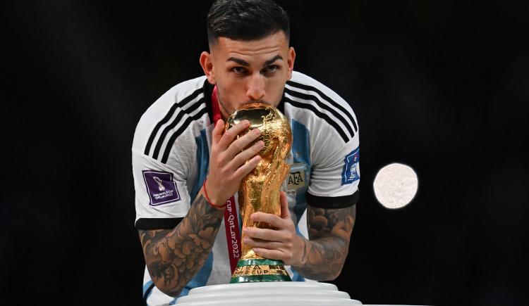Imagen de Leandro Paredes le contestó a Mbappé y reveló qué compañero suyo de Roma quiere jugar en Boca