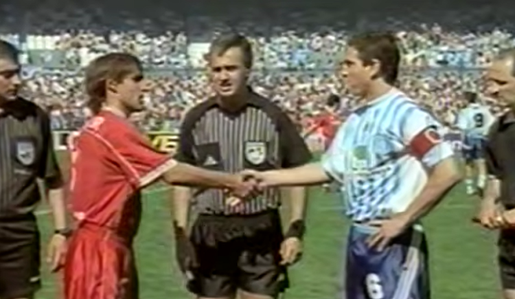 Imagen de Un 0 a 0 olvidable, defensas firmes y silbidos compartidos: el recuerdo del último clásico de Avellaneda en el Día de la Madre