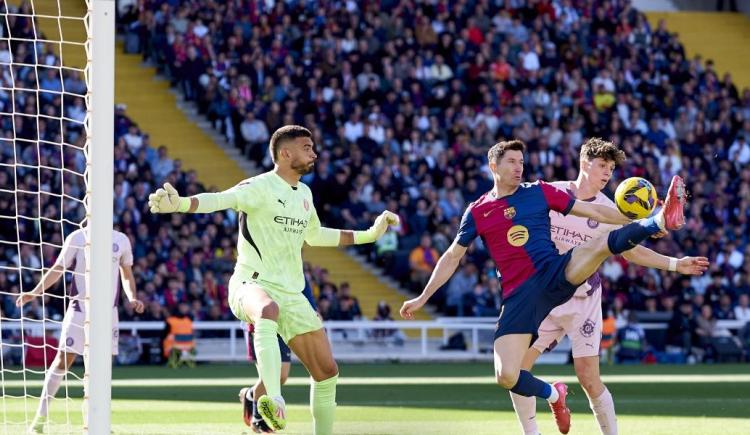 Imagen de Paulo Gazzaniga no pudo evitar la goleada de Barcelona