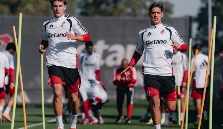 Imagen de Con los mismos convocados, Coudet define las variantes en el once