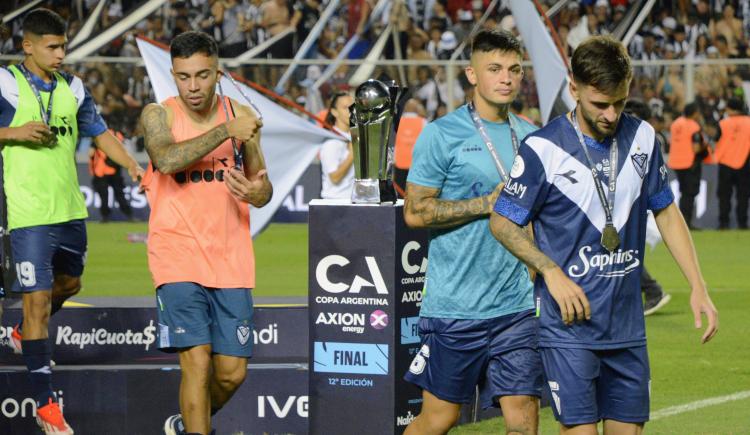 Imagen de Escándalo: incidentes en la platea de Vélez entre jugadores, familiares e hinchas