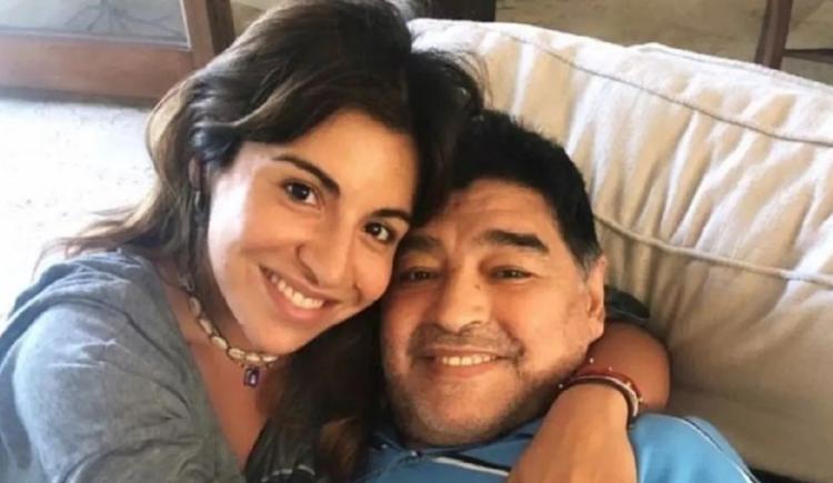 Imagen de Gianinna Maradona en Nápoles: con Diego, pero sin él