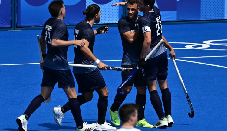 Imagen de Triunfazo de los Leones y pase a cuartos de final