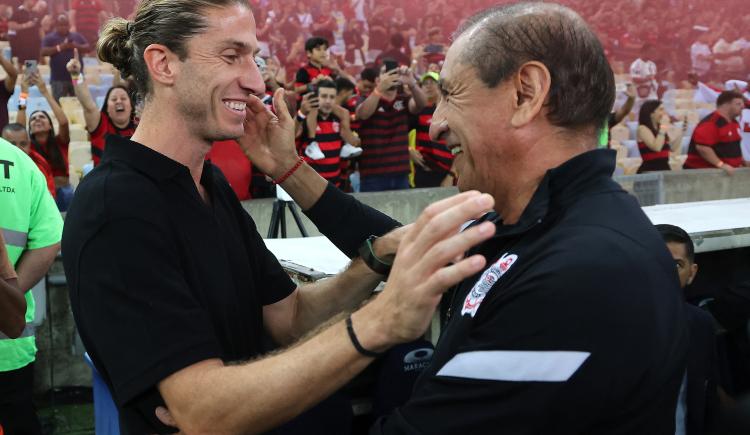 Imagen de Atento, Racing: el Corinthians de Ramón Díaz cayó ante el Flamengo del debutante Filipe Luis