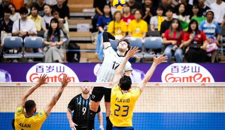 Imagen de Duro golpe: Argentina perdió ante Brasil en la Nations League de Vóley