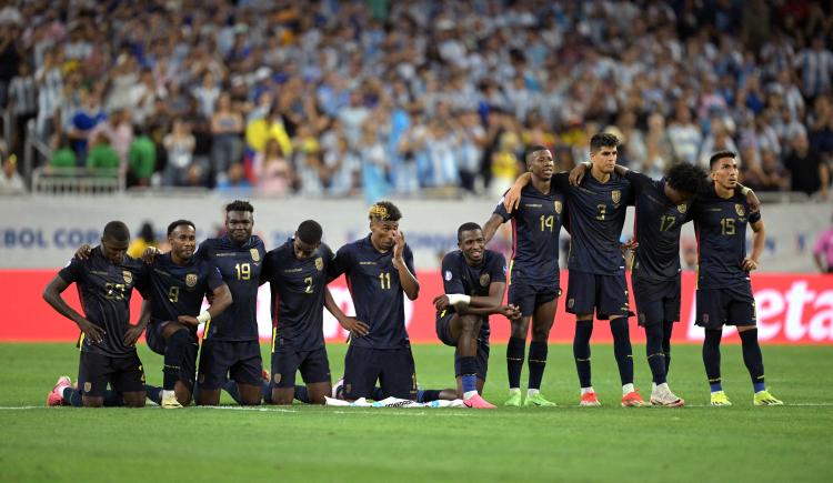 Imagen de La contundente decisión que tomó la Federación Ecuatoriana de Fútbol tras la eliminación ante Argentina