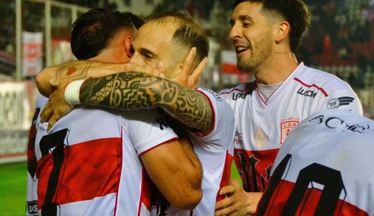 Imagen de Morón profundizó la crisis de Colón y sigue en la pelea