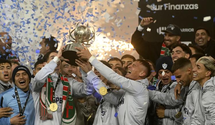 Imagen de Todos los títulos de la historia de Vélez