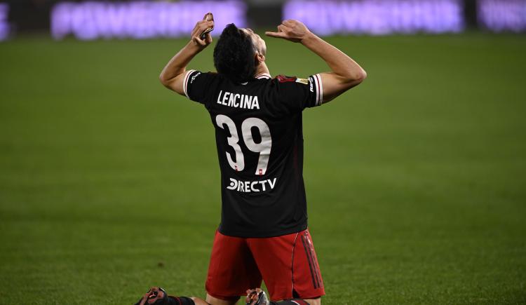 Imagen de Por qué fue histórico el doblete de Santiago Lencina en River