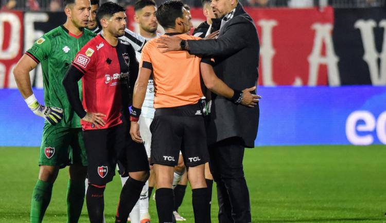 Imagen de Newell´s y Central Córdoba igualaron en el partido de las polémicas