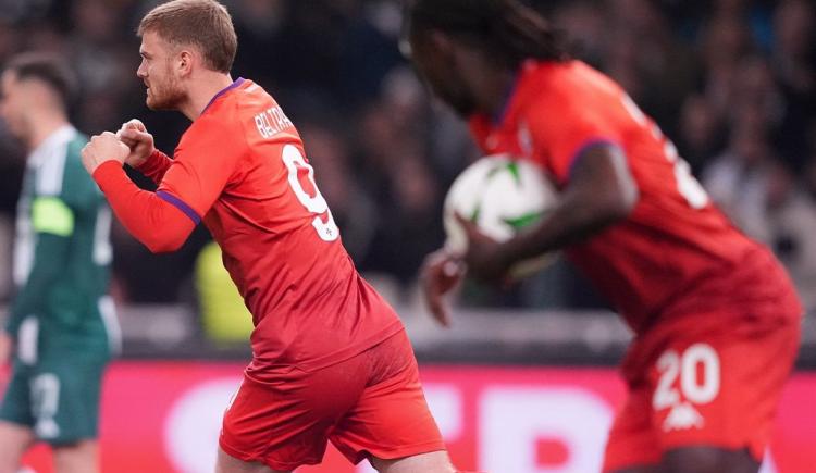 Imagen de Lucas Beltrán dejó con vida a Fiorentina en Europa
